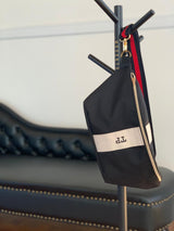 Altura de la mesa de hierro negro Bag-Up con Power-Up Bank Solar Portable Base bag rack bag stand